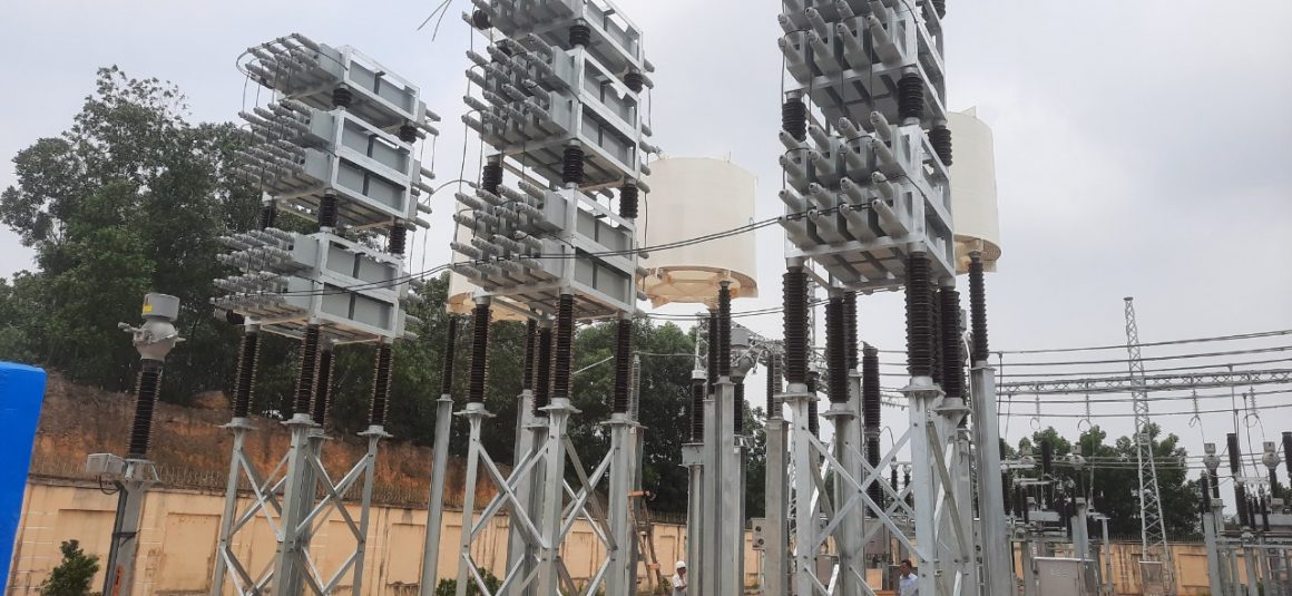 Installation of Shunt reactor, Capacitor at Luu Xa 220kV Substations